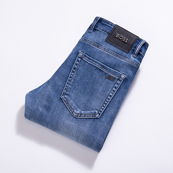 ブランドジーンズ着用イメージ